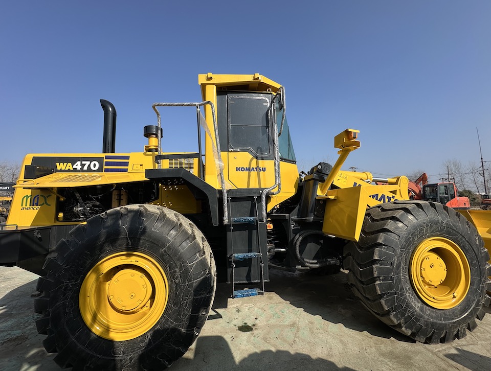 Komatsu WA470