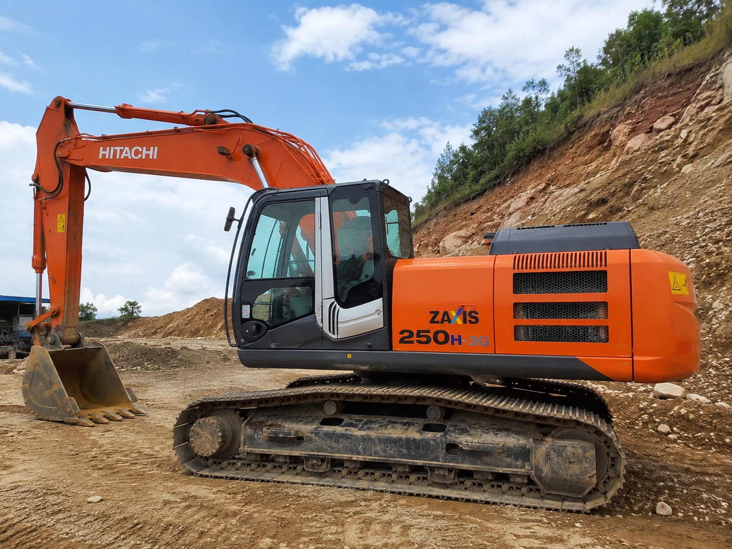 used Hitachi ZX250H-3G