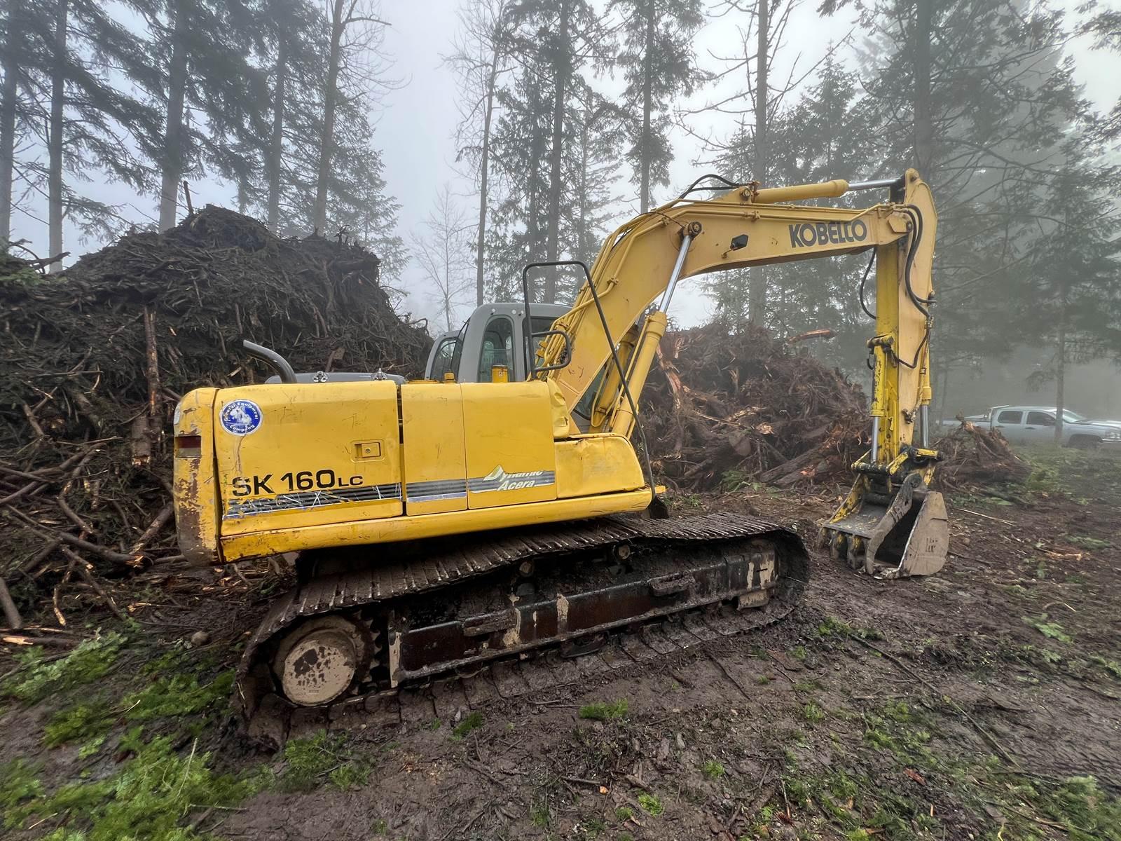 used KOBELCO SK160LC-10