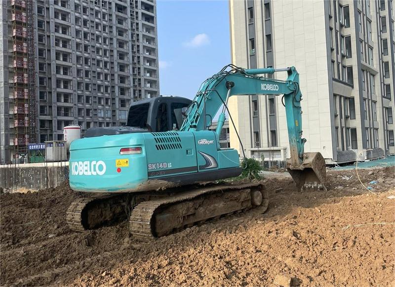 used KOBELCO SK140LC-10
